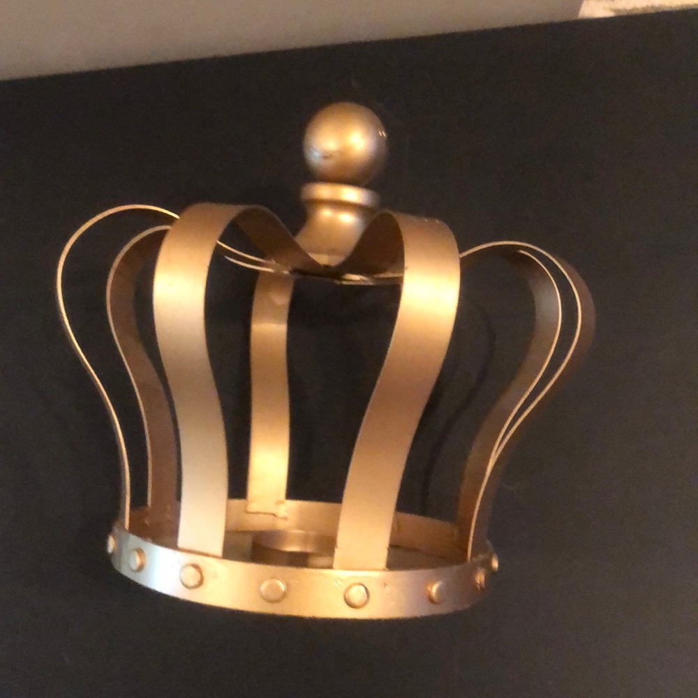 GOLD Crown candle holder